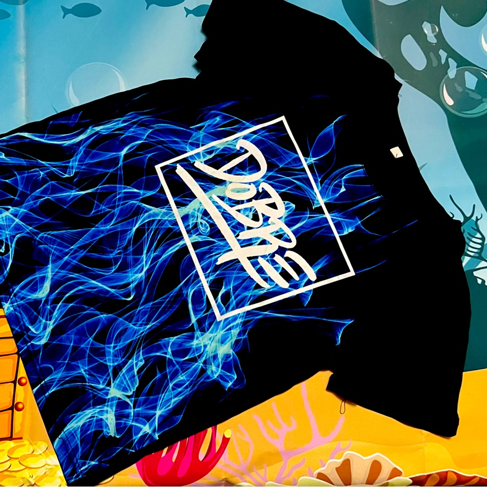 Dobre  Brothers breathable T-shirt.